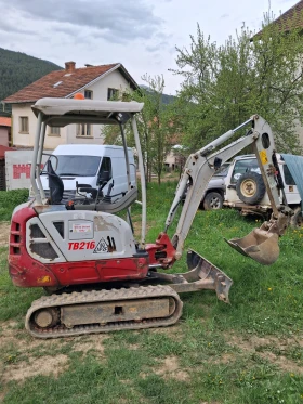Багер Takeuchi TB216, снимка 2