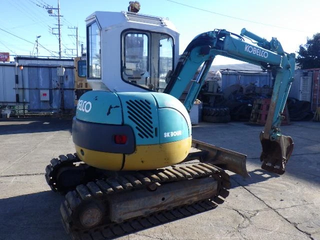 Багер Kobelco SK30UR-2 - ОЧАКВАН ВНОС!!!, снимка 4 - Индустриална техника - 49540442