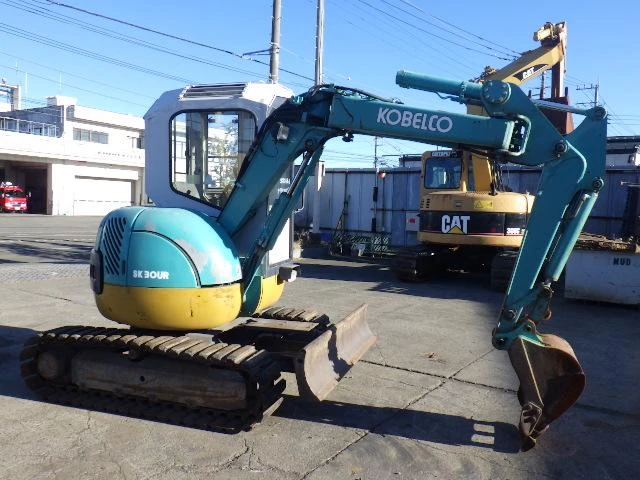 Багер Kobelco SK30UR-2 - ОЧАКВАН ВНОС!!!, снимка 2 - Индустриална техника - 49540442