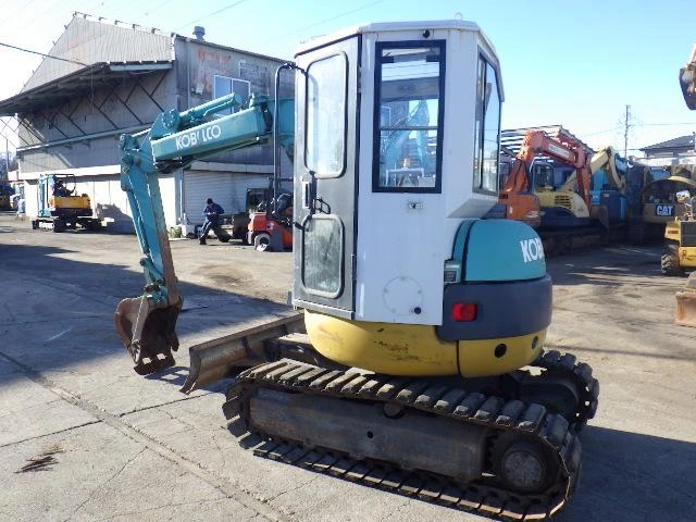 Багер Kobelco SK30UR-2 - ОЧАКВАН ВНОС!!!, снимка 3 - Индустриална техника - 49540442