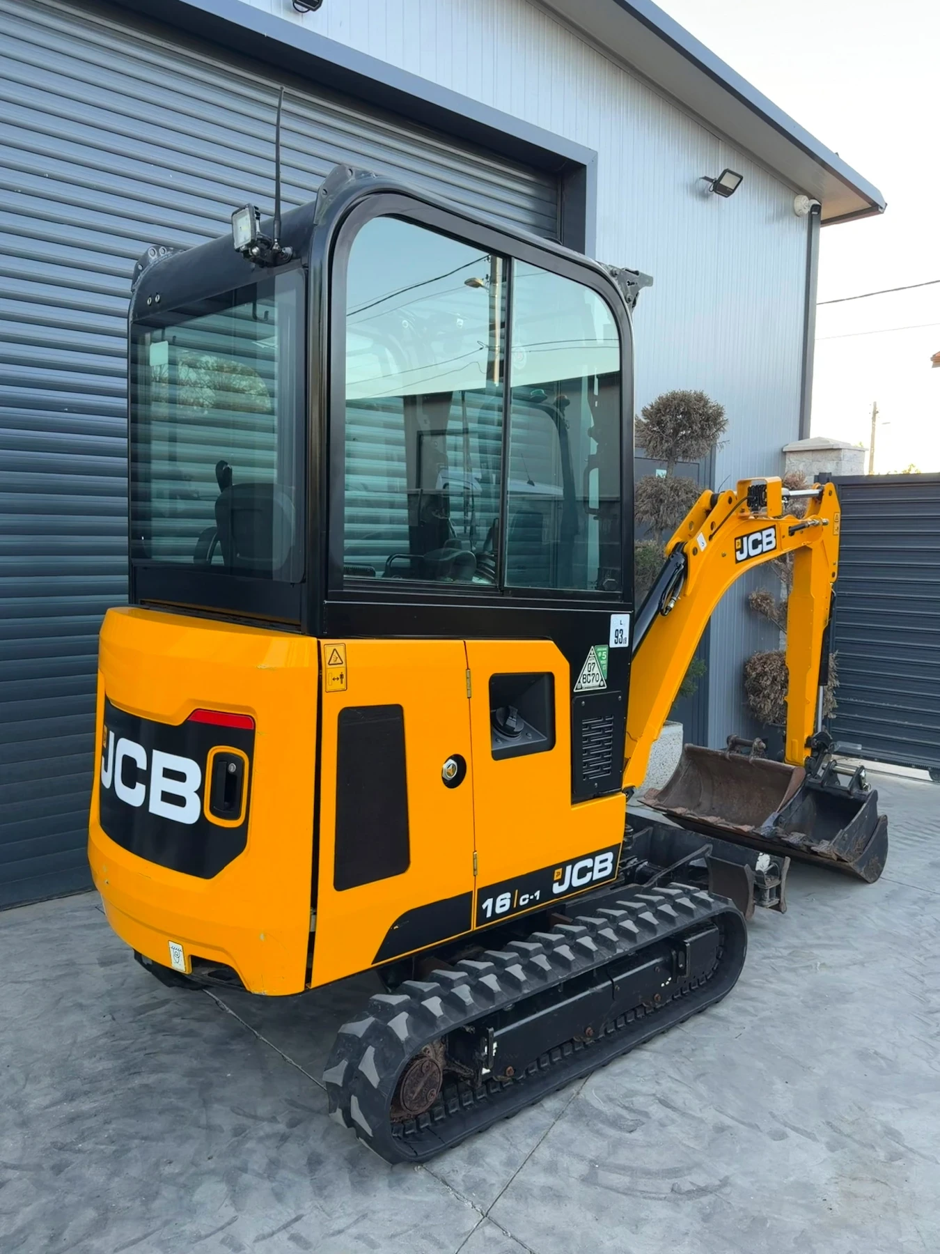 Багер JCB 16c 370мч., снимка 9 - Индустриална техника - 56348749