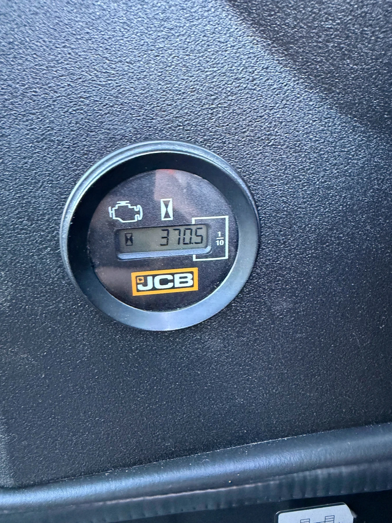 Багер JCB 16c 370мч., снимка 16 - Индустриална техника - 56348749