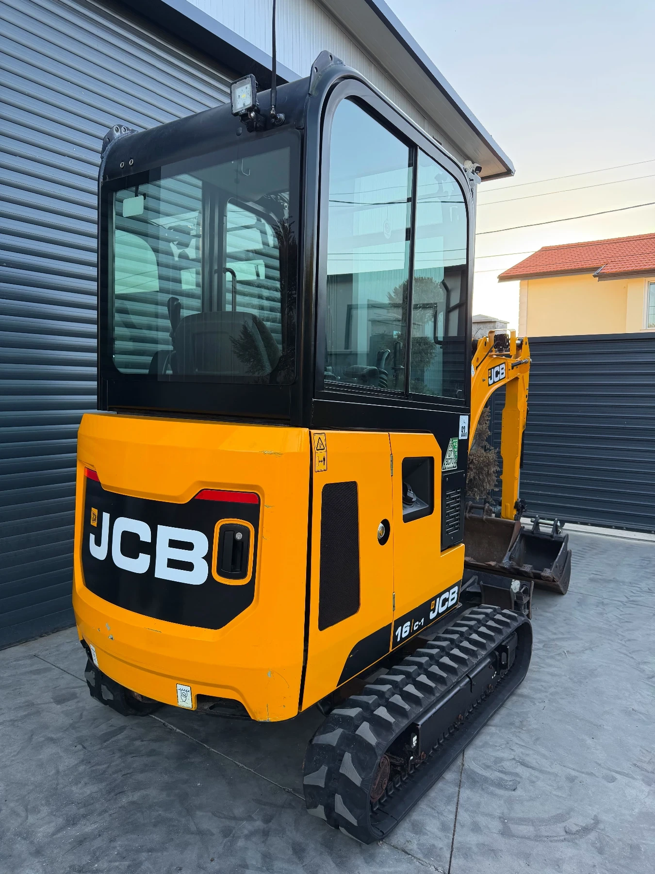 Багер JCB 16c 370мч., снимка 6 - Индустриална техника - 56348749
