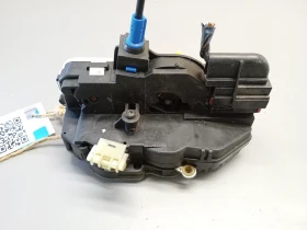 Брава предна лява Опел Астра 2.0д