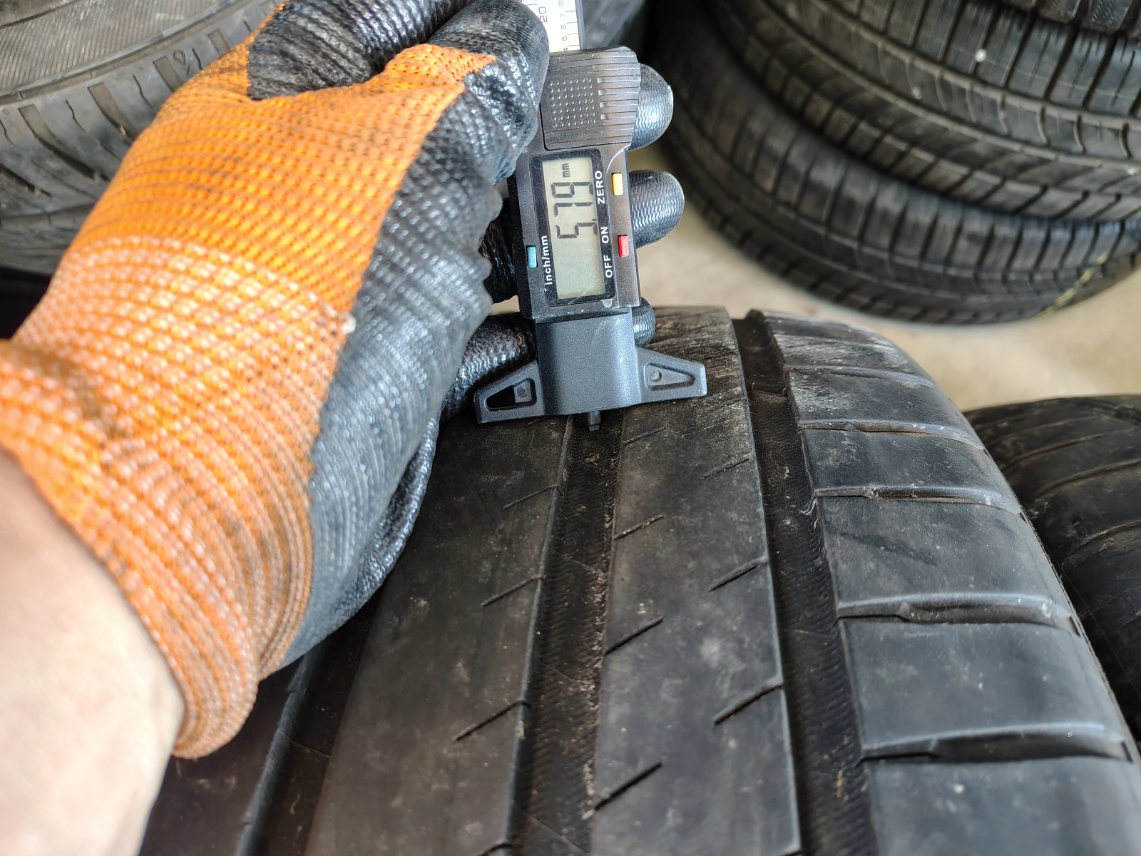  255/40R20 | Mobile.bg   4