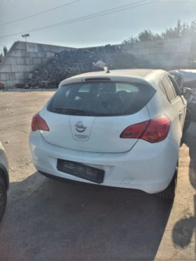 Opel Astra 1.4, снимка 3