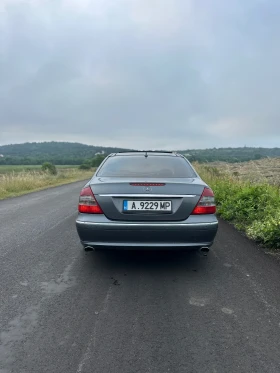 Mercedes-Benz E 320, снимка 2