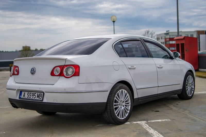 VW Passat, снимка 3 - Автомобили и джипове - 48458370