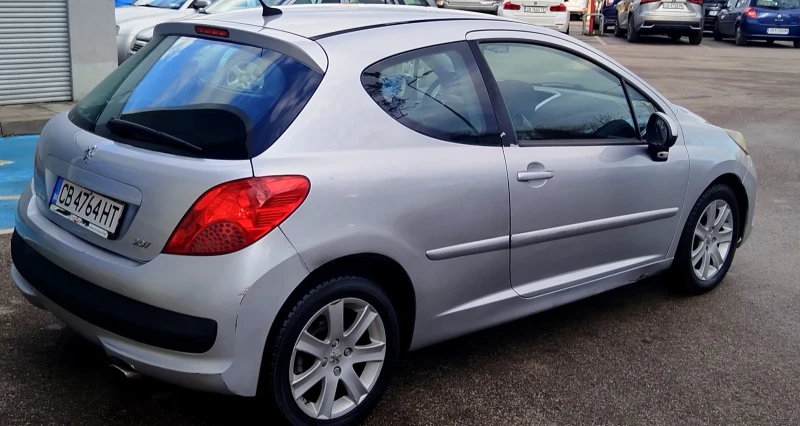 Peugeot 207 1.6 138 000 км МНОГО.ЗАПАЗЕНА , снимка 6 - Автомобили и джипове - 48662690