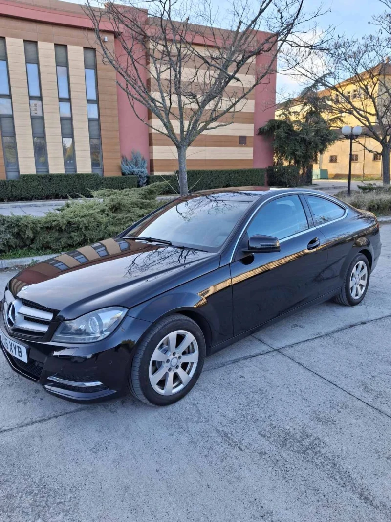 Mercedes-Benz C 220 2.2, снимка 4 - Автомобили и джипове - 49132580