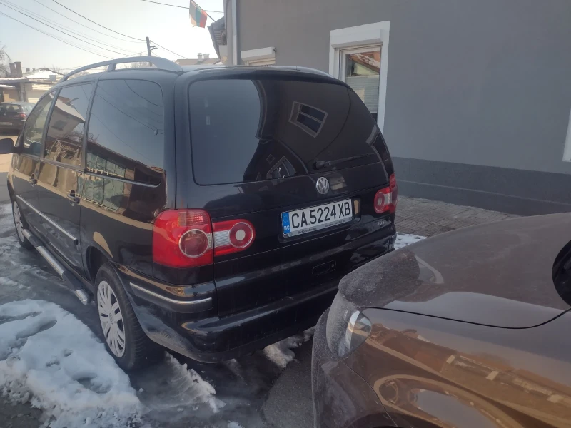 VW Sharan 1.8Т, снимка 4 - Автомобили и джипове - 49251762