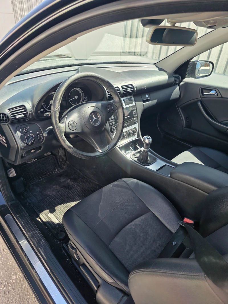 Mercedes-Benz CLC 180, снимка 15 - Автомобили и джипове - 52439382