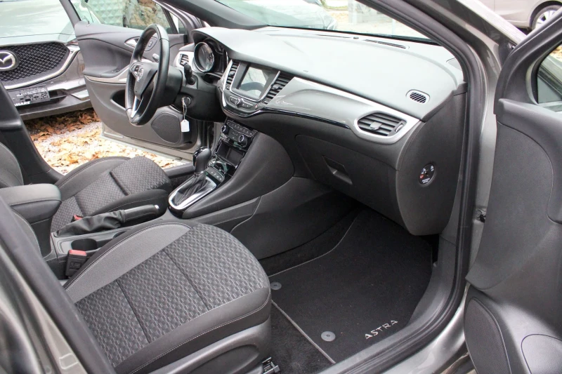 Opel Astra 1.4 TURBO / FACELIFT / GS LINE, снимка 11 - Автомобили и джипове - 52450293