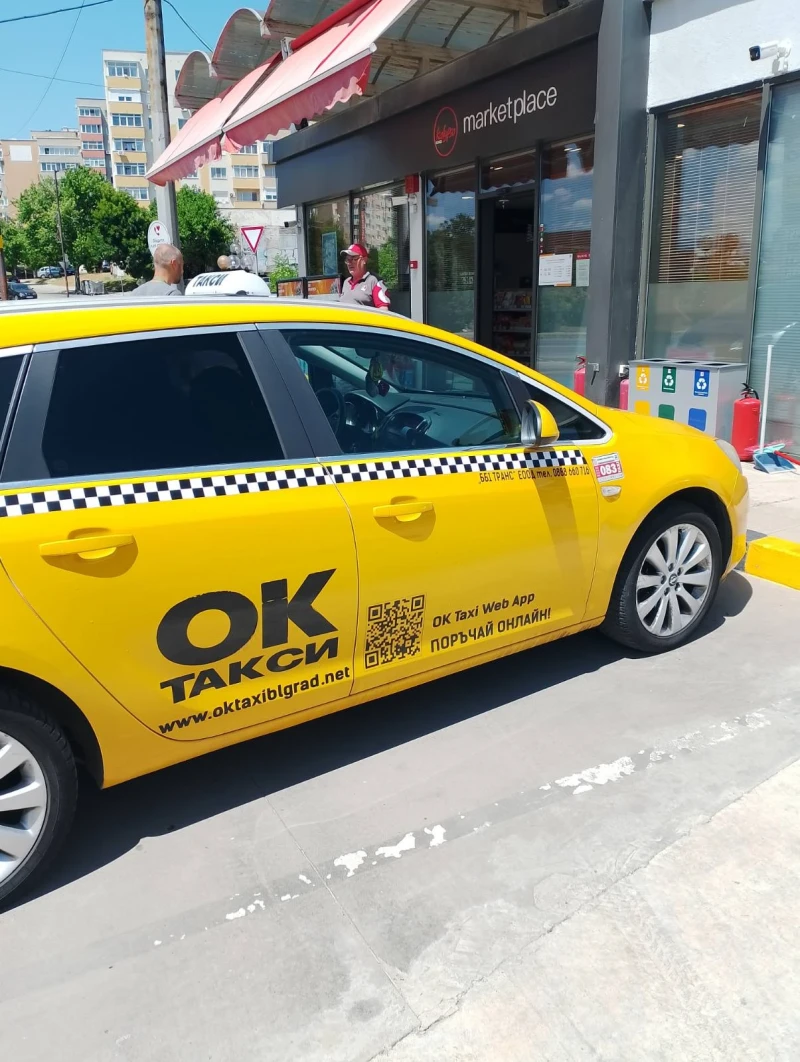 Opel Astra, снимка 2 - Автомобили и джипове - 52670554