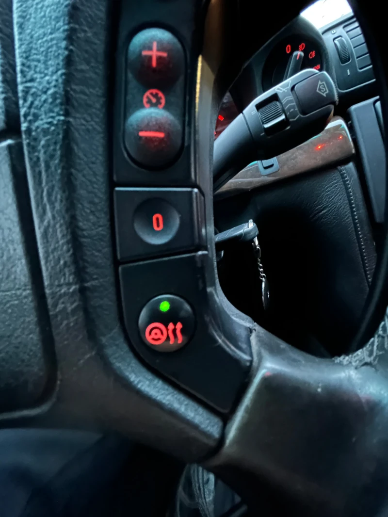 BMW 740, снимка 13 - Автомобили и джипове - 52743258