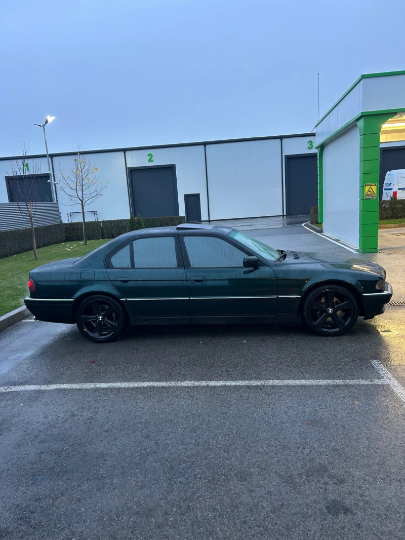 BMW 740, снимка 3 - Автомобили и джипове - 52743258