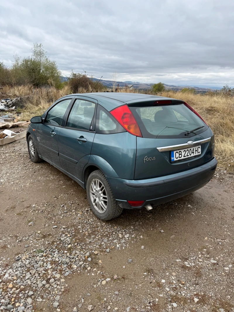 Ford Focus 1.8 TDCI Ghia, снимка 4 - Автомобили и джипове - 52828342
