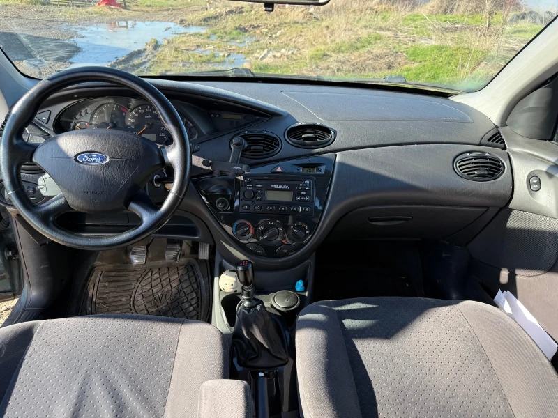 Ford Focus 1.8 TDCI Ghia, снимка 6 - Автомобили и джипове - 52828342