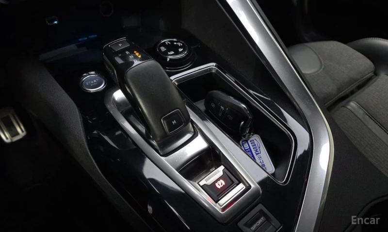 Peugeot 5008, снимка 9 - Автомобили и джипове - 53133467