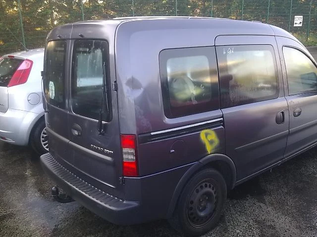 Opel Combo 1.3/1.7 CDTI - изображение 10