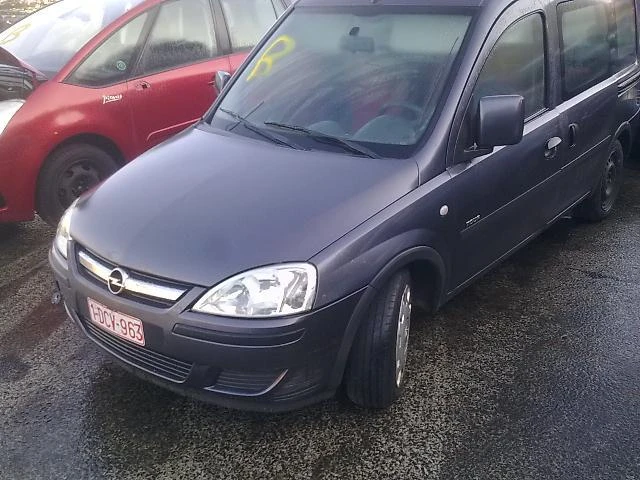 Opel Combo 1.3/1.7 CDTI - изображение 7