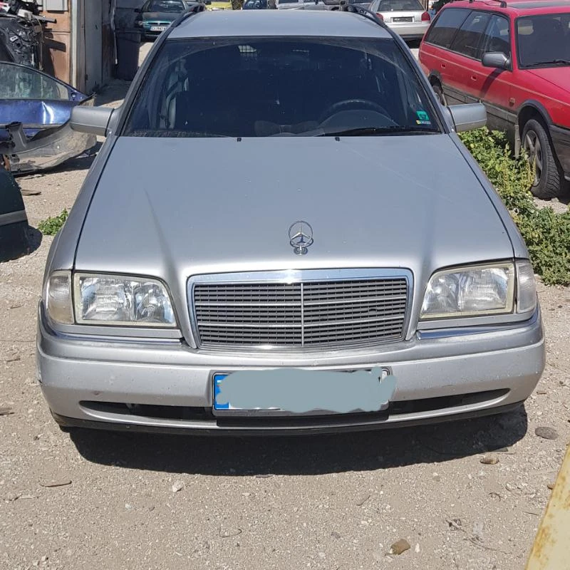 Mercedes-Benz C 220, снимка 1 - Автомобили и джипове - 46763048