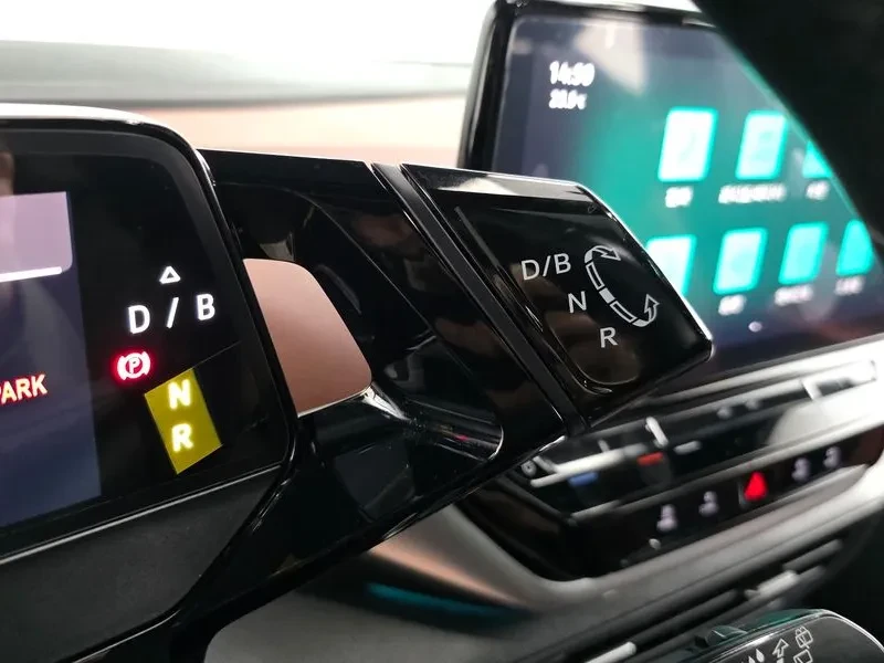 VW ID.4 PRO, снимка 9 - Автомобили и джипове - 56325101