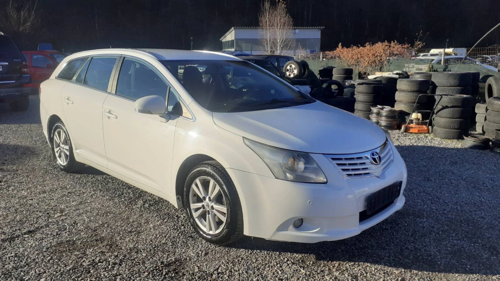 Toyota Avensis 1.8i klimatronik 147k.c. - изображение 3