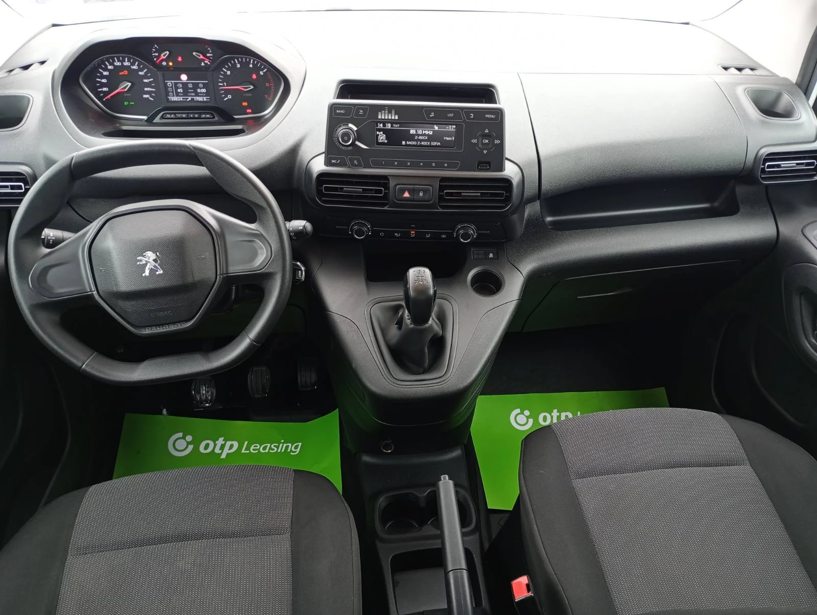 Peugeot Rifter Peugeot Rifter 1.5 BlueHDi 102 кс-5 speed - изображение 7