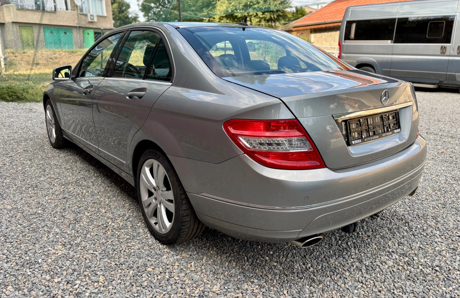 Mercedes-Benz C 350  - изображение 4