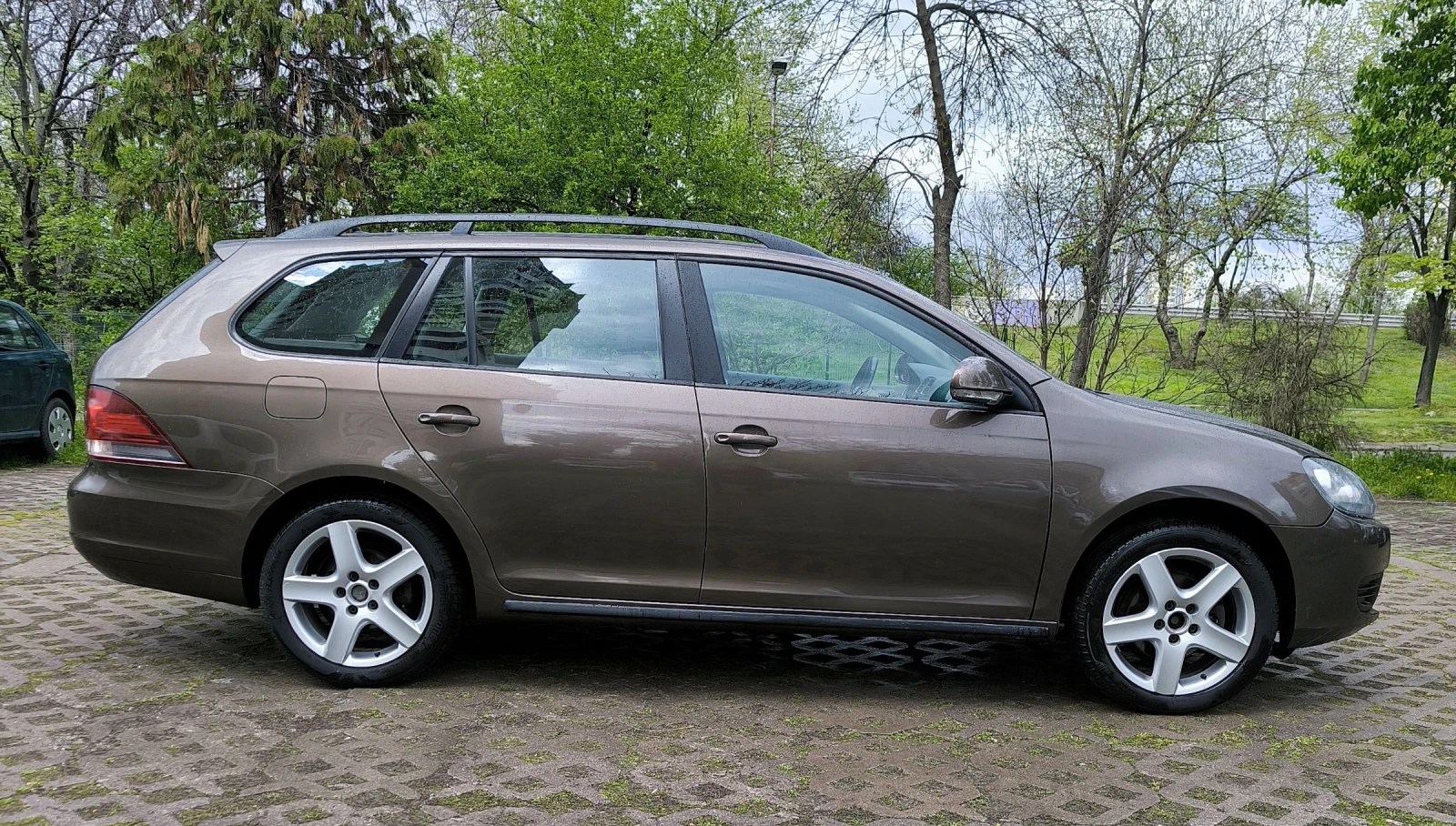 VW Golf 1.6 tdi - изображение 4