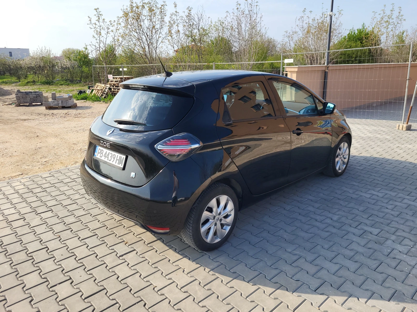 Renault Zoe  - изображение 4