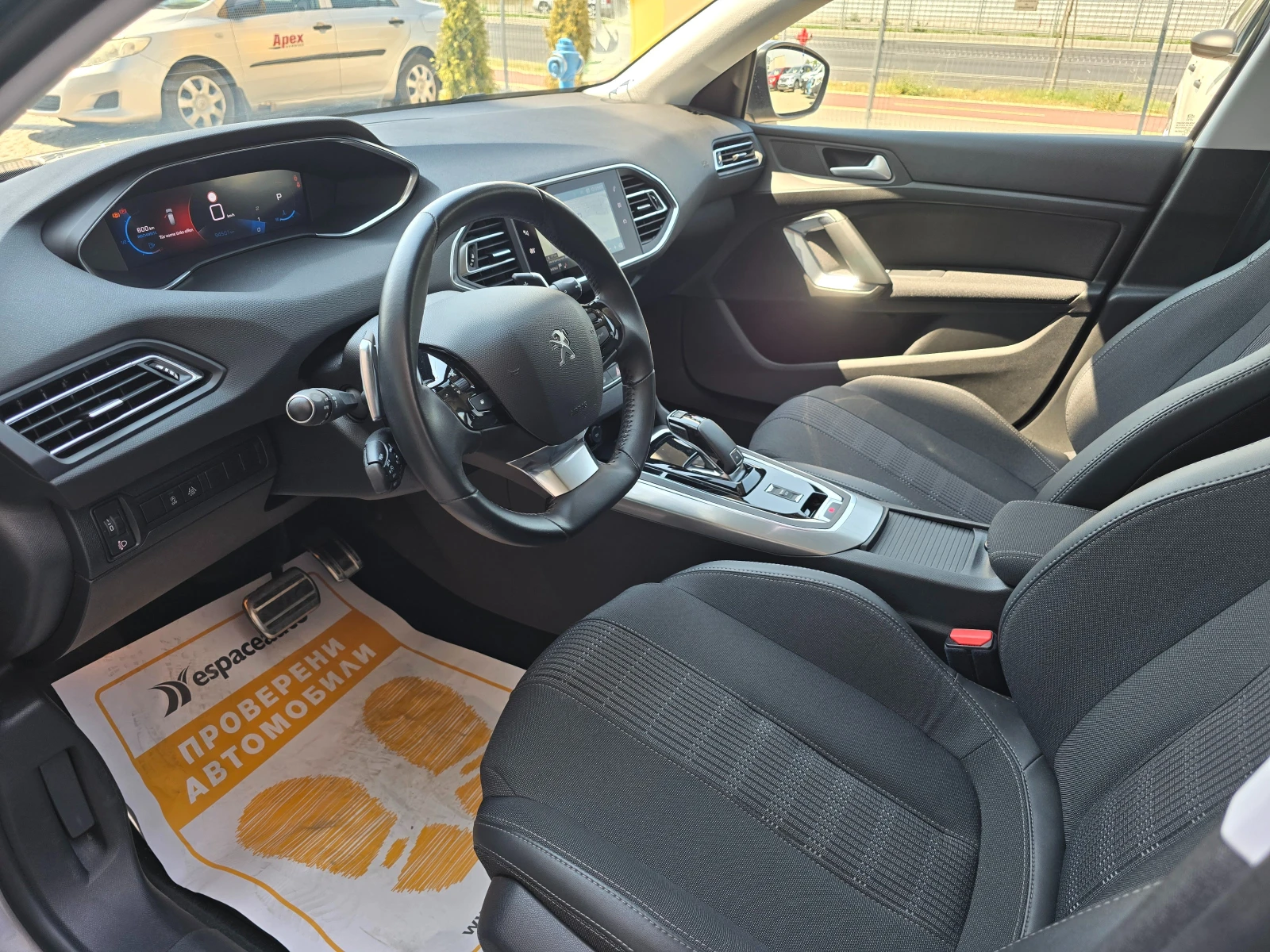 Peugeot 308 1.5 BlueHDi/130к.с./Automatic - изображение 10