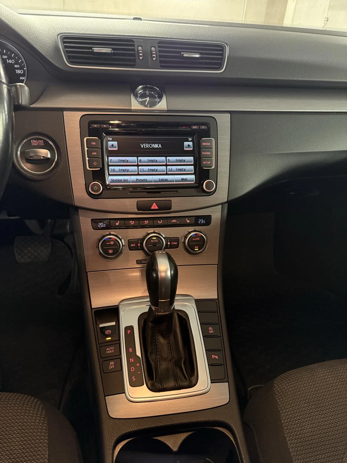 VW Passat B7  2.0TDI - N1 | Mobile.bg   12