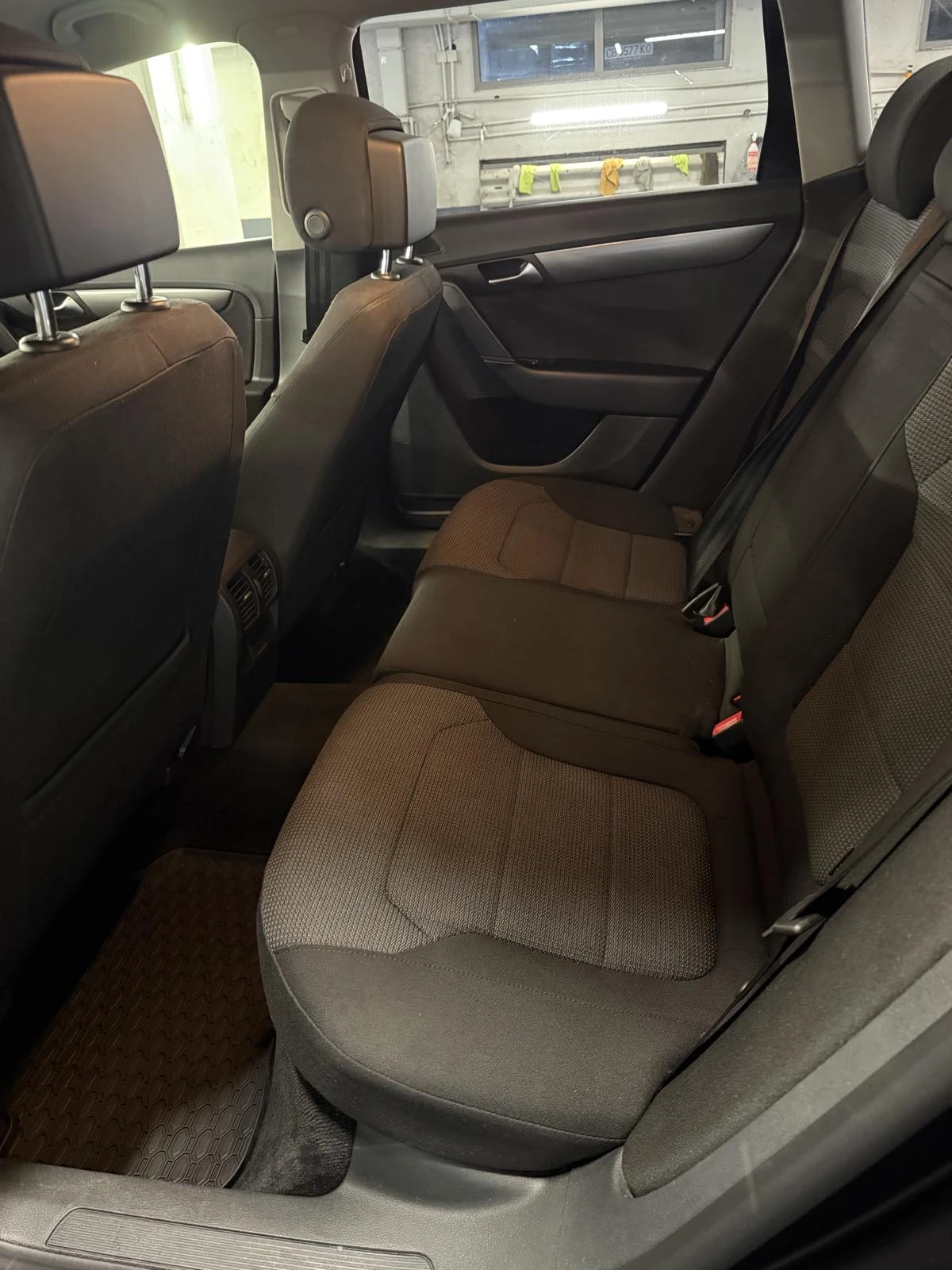 VW Passat B7  2.0TDI - N1 - изображение 10