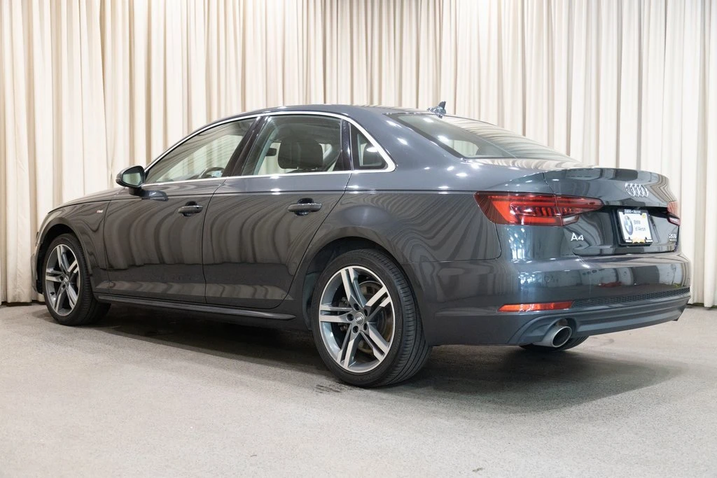 Audi A4 2.0T Premium Plus - изображение 4