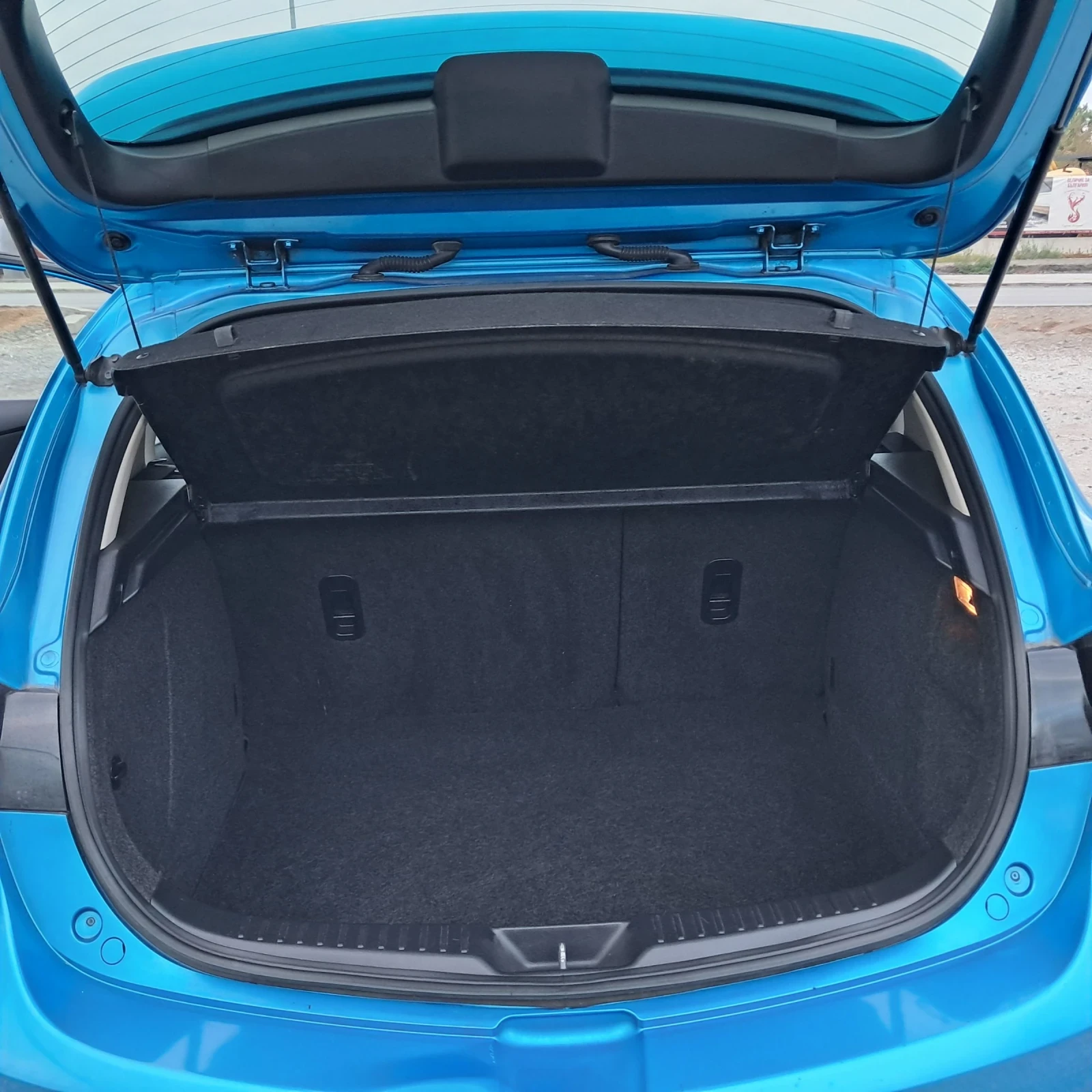 Mazda 3 1.6i | Mobile.bg   10