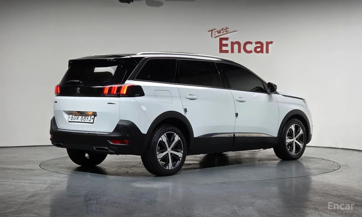 Peugeot 5008  - изображение 2