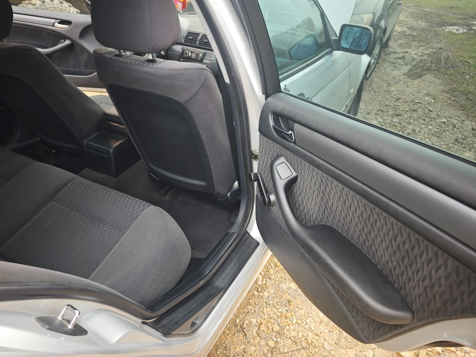 BMW 318  - изображение 8