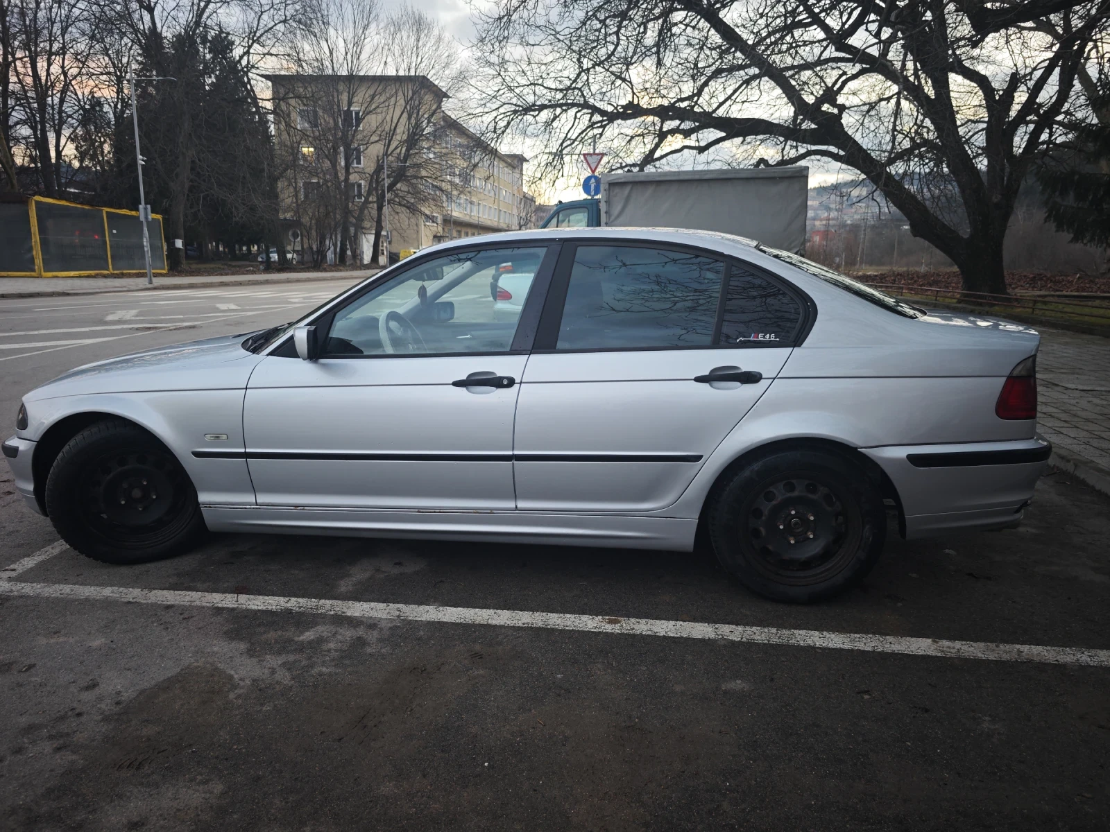 BMW 318  - изображение 4