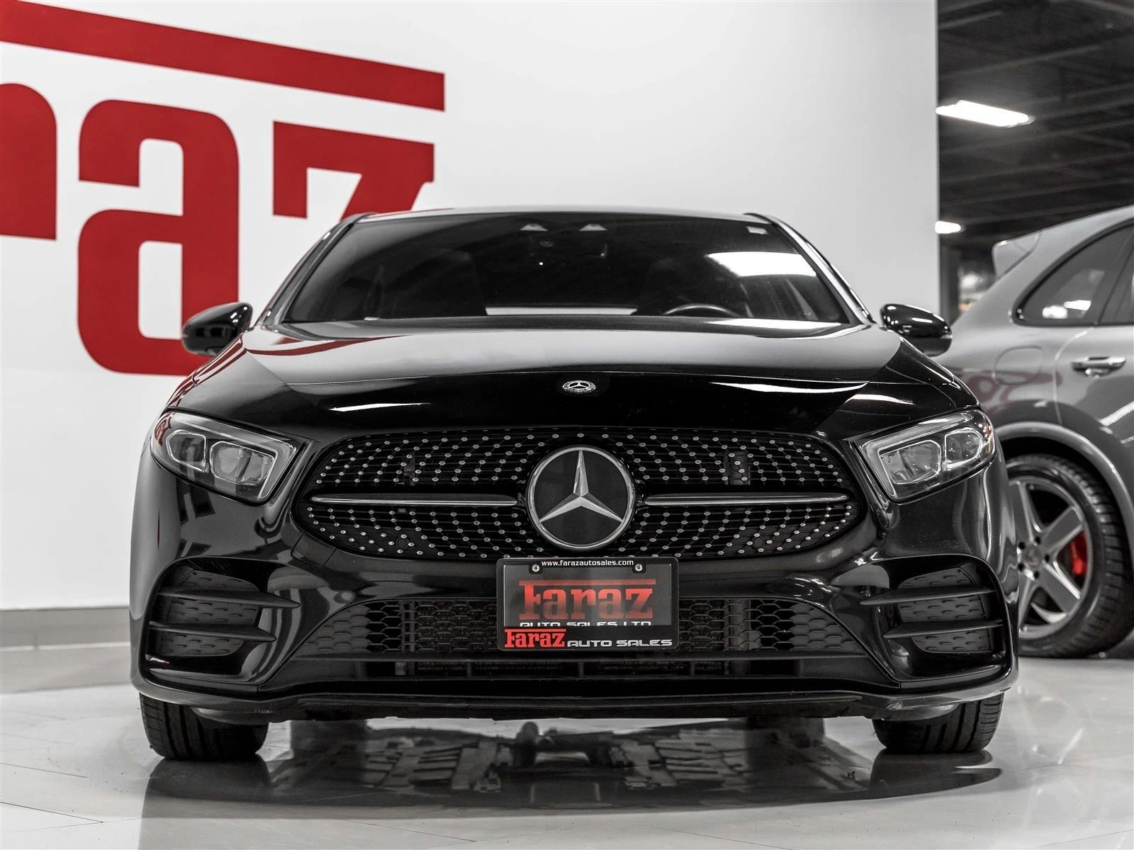 Mercedes-Benz A 250 AMG PKG NIGHT PKG С РЕГИСТРАЦИЯ & АВТО КРЕДИТ - изображение 2