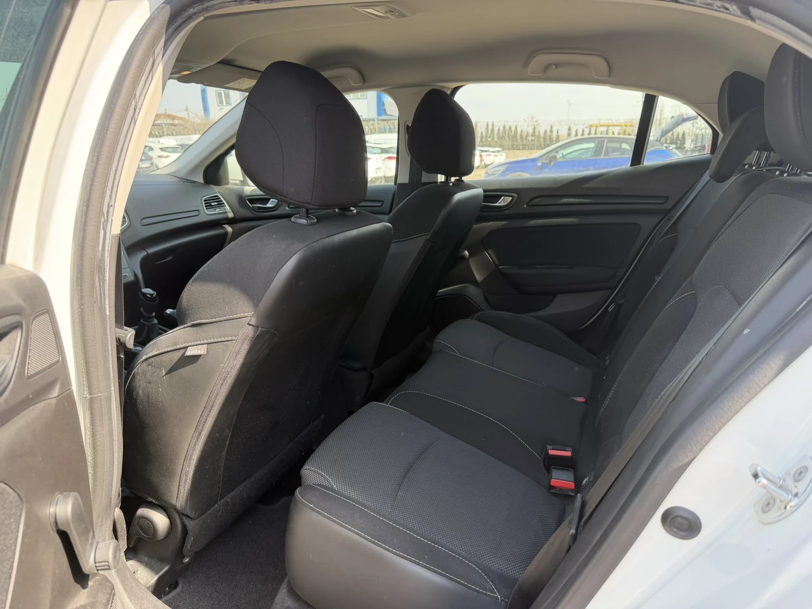 Renault Megane 1.5blueDCi/95k.c./Life/HETCH, снимка 13 - Автомобили и джипове - 53724996