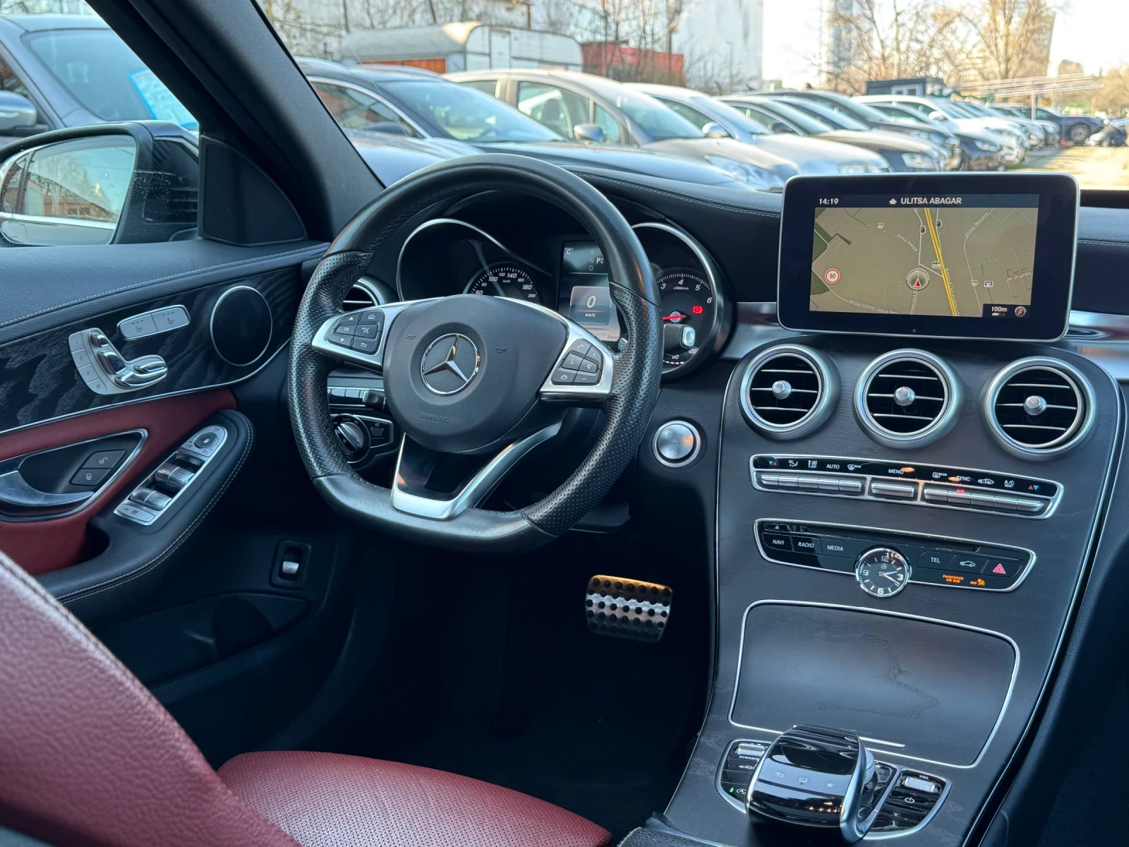 Mercedes-Benz C 400 AMG 4MATIC ПАНОРАМА КАМЕРА, снимка 15 - Автомобили и джипове - 53863847