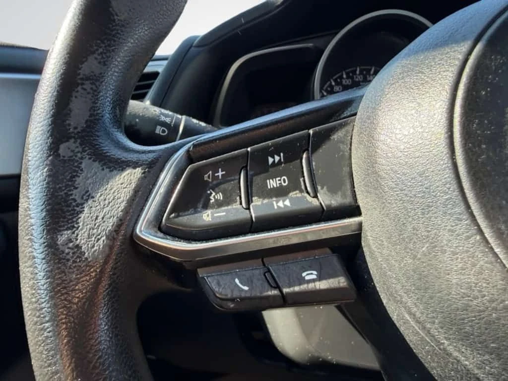 Mazda 3 * GX JAMAIS ACCIDENTEE+ 1 SEUL PROPRIO+ CAMERA REC, снимка 16 - Автомобили и джипове - 53877165