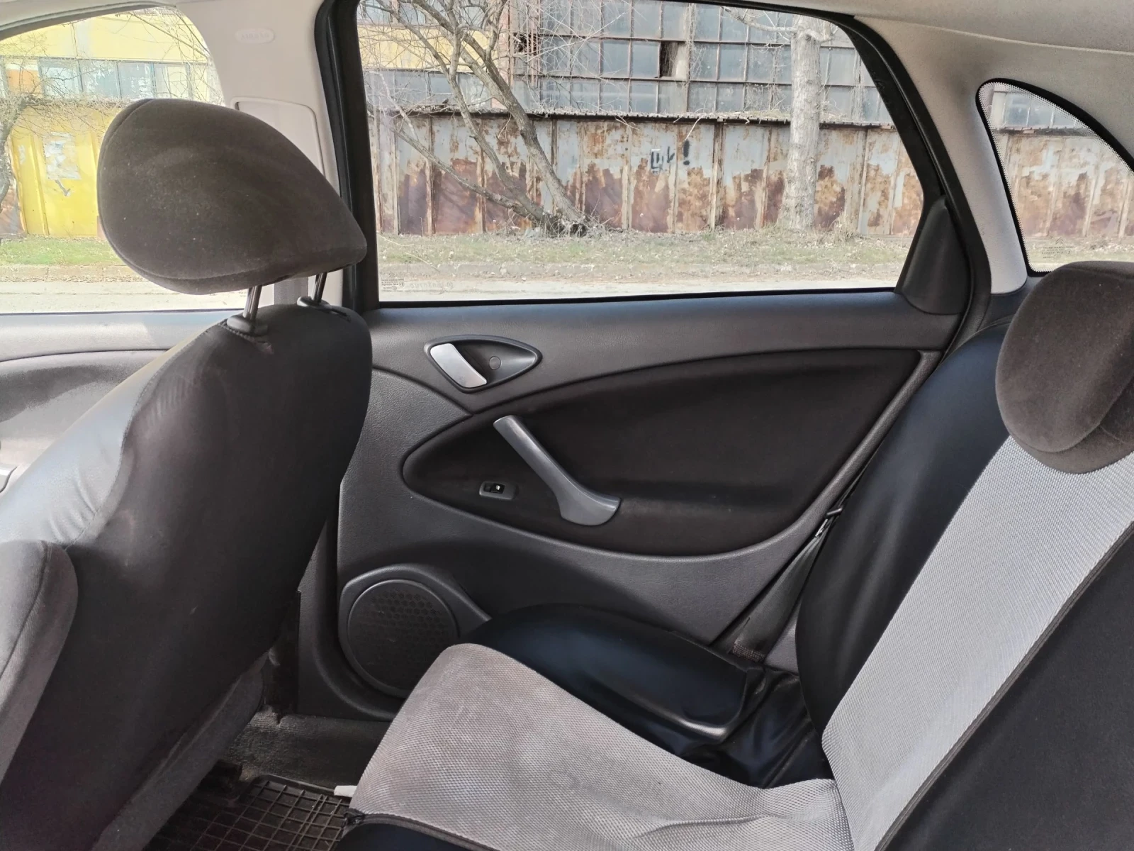 Citroen C5 1, 6HDI , снимка 13 - Автомобили и джипове - 54010265