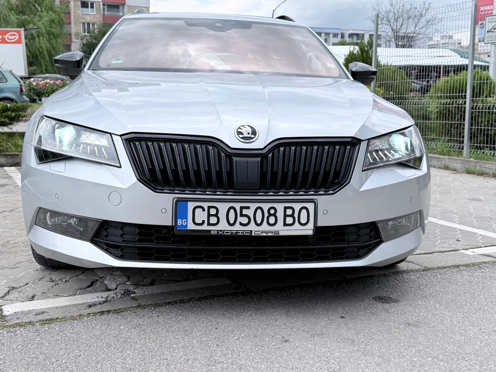 Skoda Superb 2.0TDI 190, снимка 2 - Автомобили и джипове - 54378979