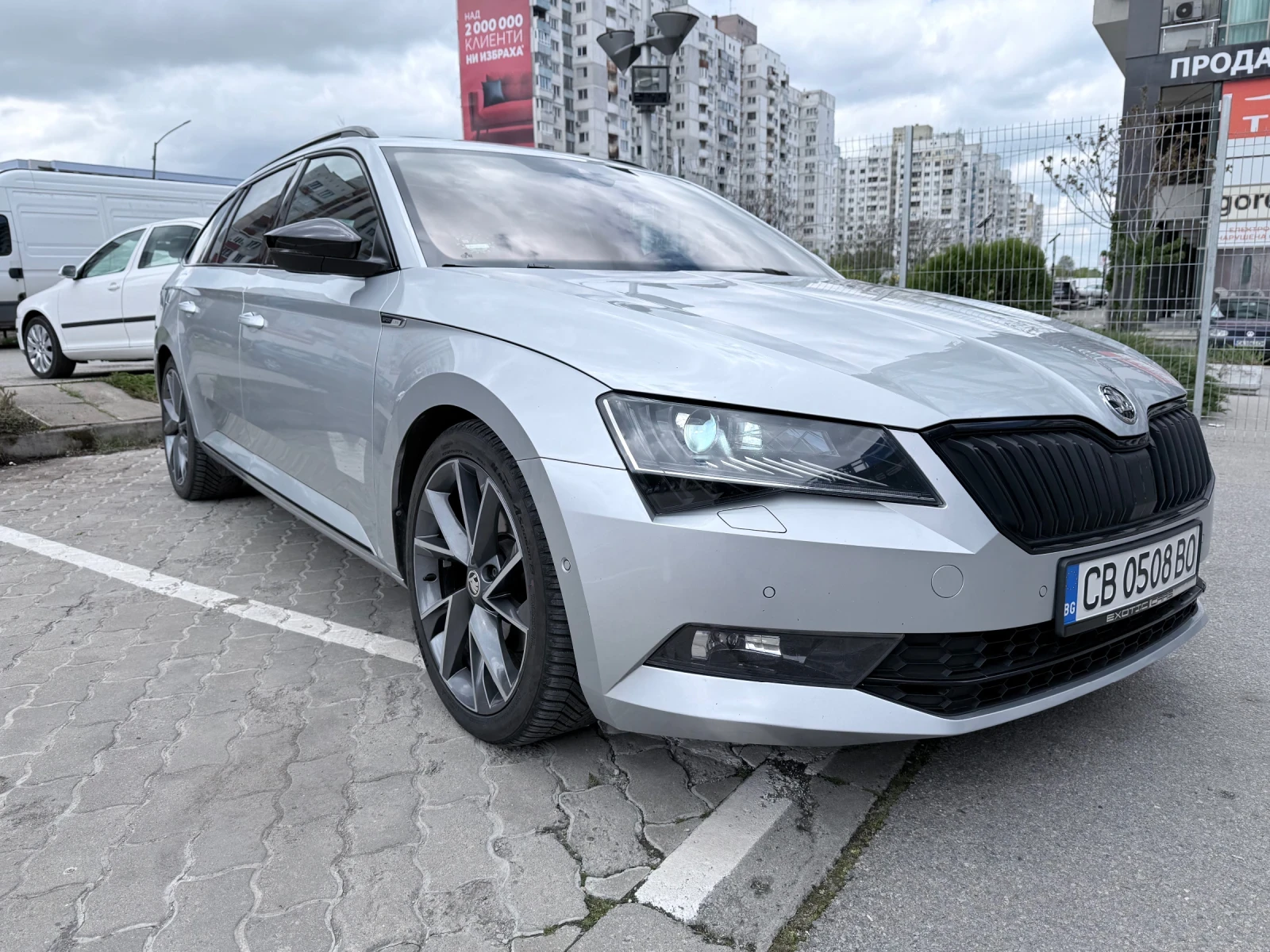 Skoda Superb 2.0TDI 190, снимка 3 - Автомобили и джипове - 54378979