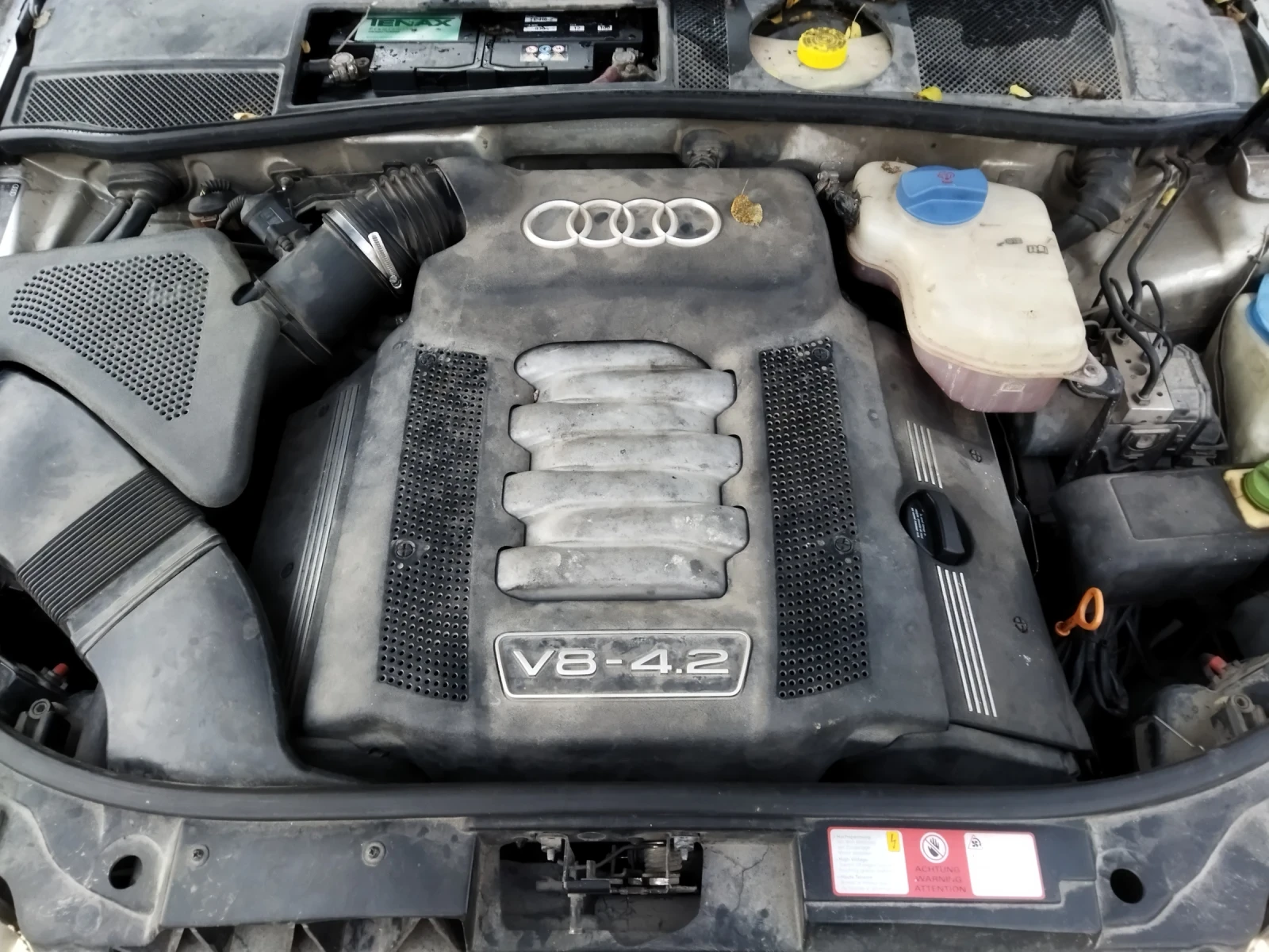 Audi A6 4.2. V8.  2002, снимка 4 - Автомобили и джипове - 54528472