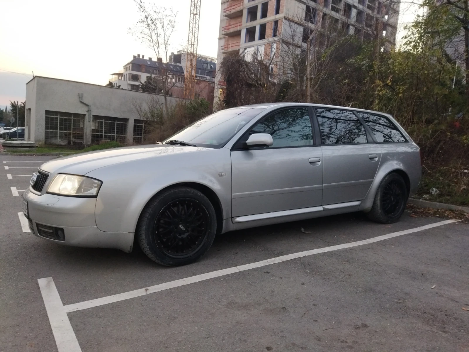 Audi A6 4.2. V8.  2002