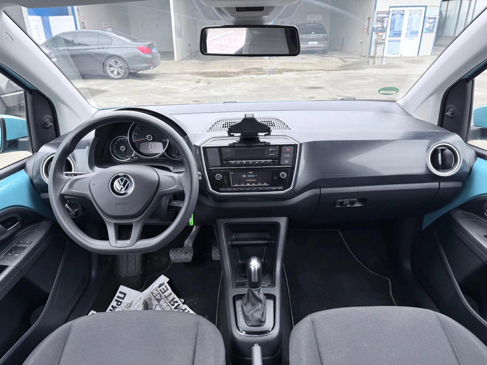VW Up, снимка 8 - Автомобили и джипове - 54627869